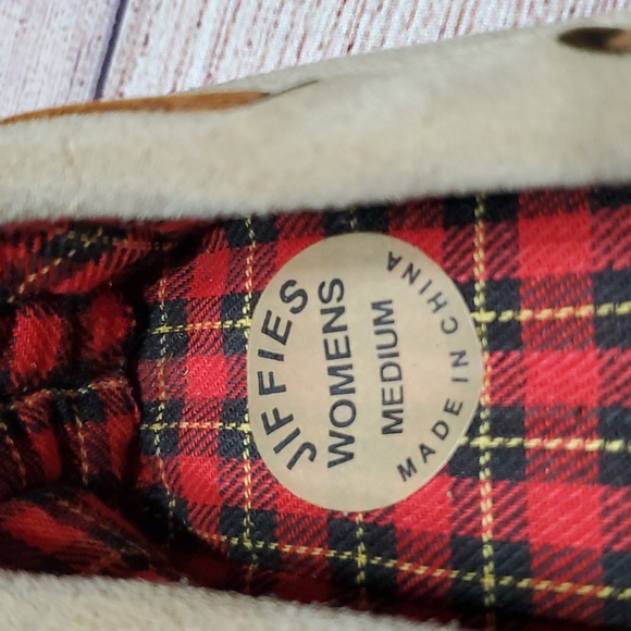 New- Women's Jiffies - Picture 5 of 7